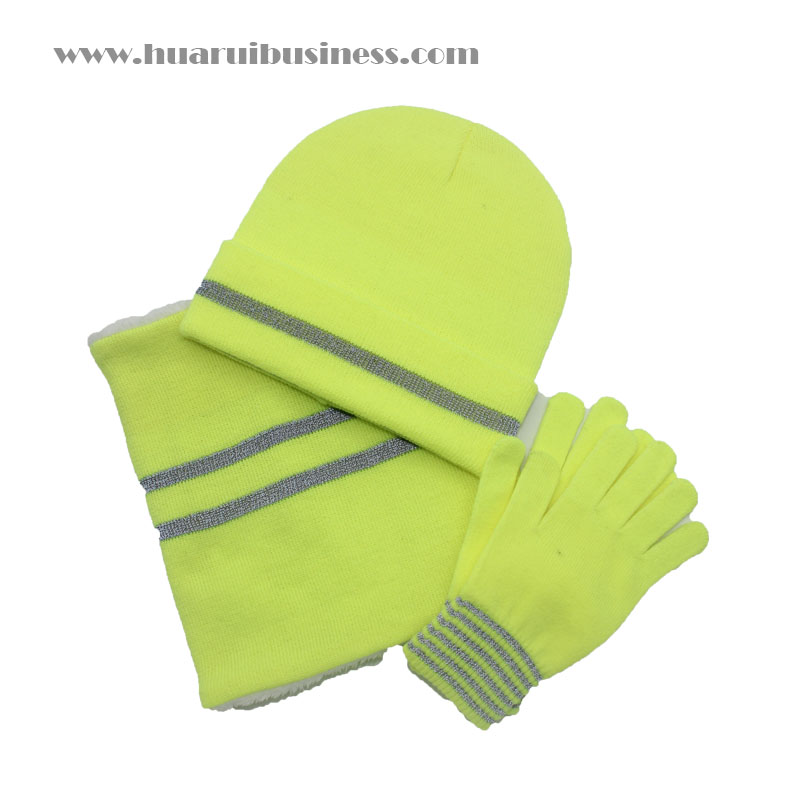 high visibility safety beanie cap hat tuque,scarf,gloves.enhanced visibility beanie scarf gloves with reflective stripes